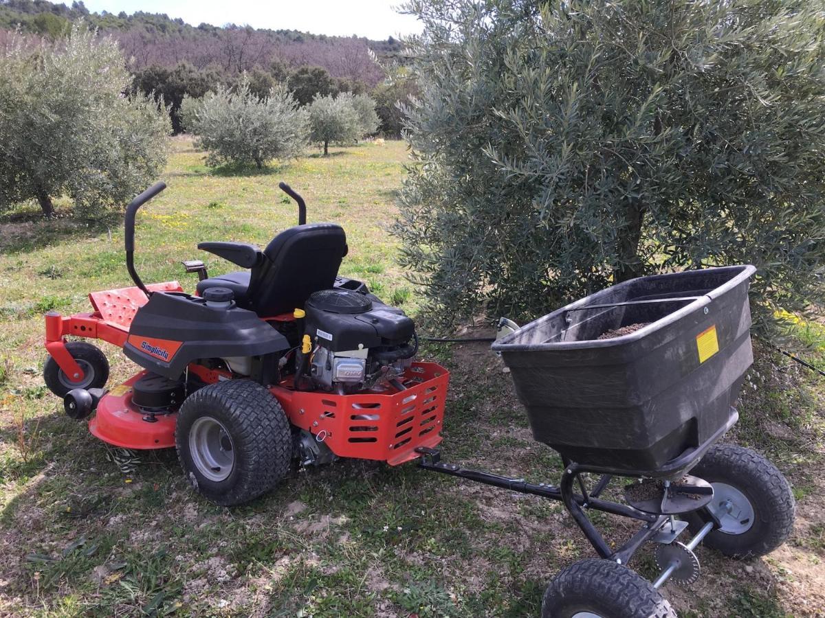Ferme Oleicole Les Callis Gordes Kültér fotó
